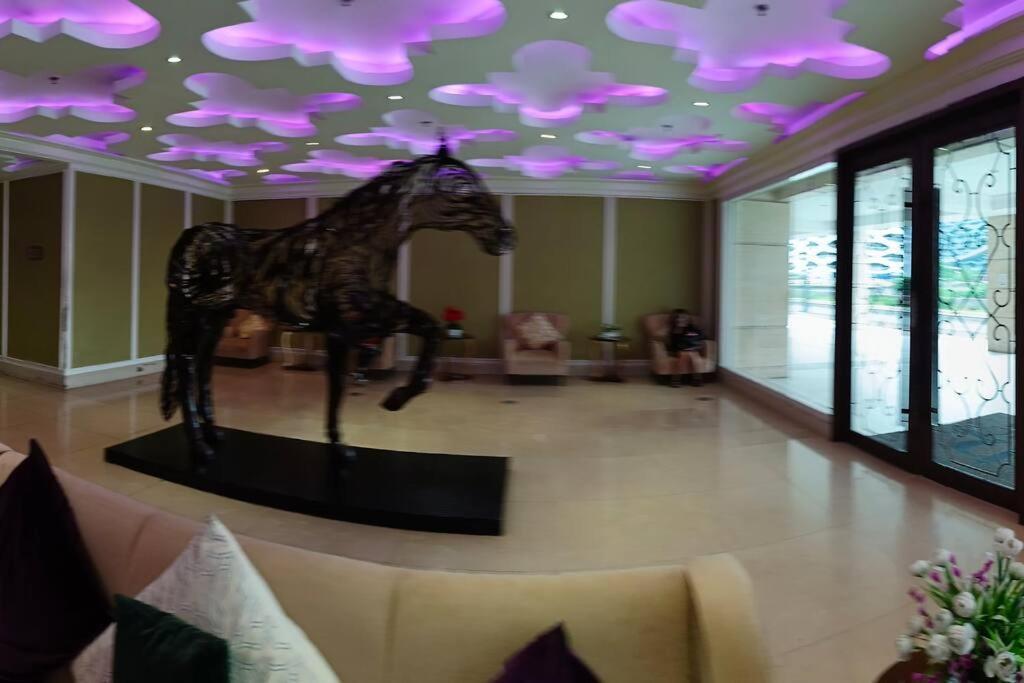 Paranaque City Monarch Parksuites - Balmoral Place المظهر الخارجي الصورة